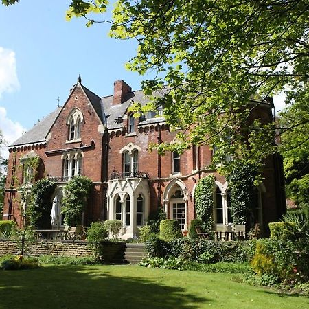 Cliff Lawn Hotel Leeds  Esterno foto