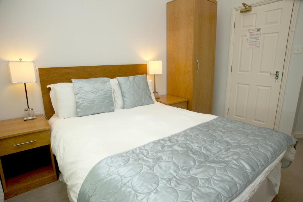 Cliff Lawn Hotel Leeds  Camera foto