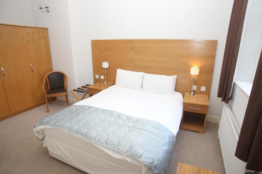 Cliff Lawn Hotel Leeds  Esterno foto