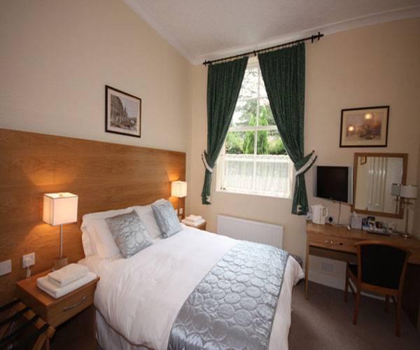 Cliff Lawn Hotel Leeds  Esterno foto
