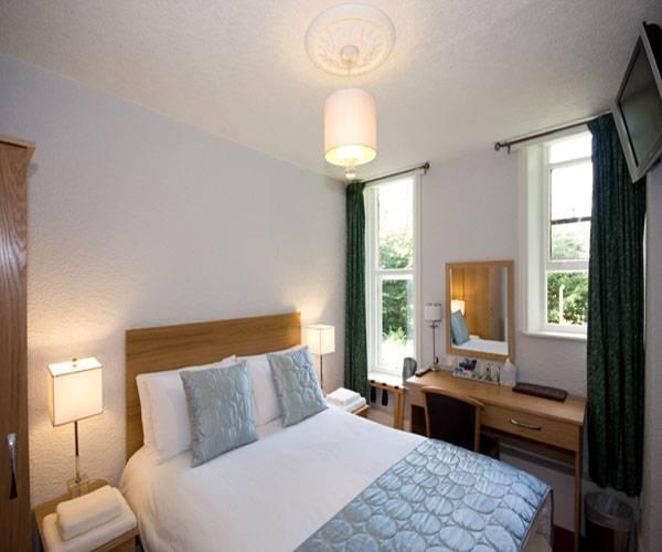 Cliff Lawn Hotel Leeds  Esterno foto
